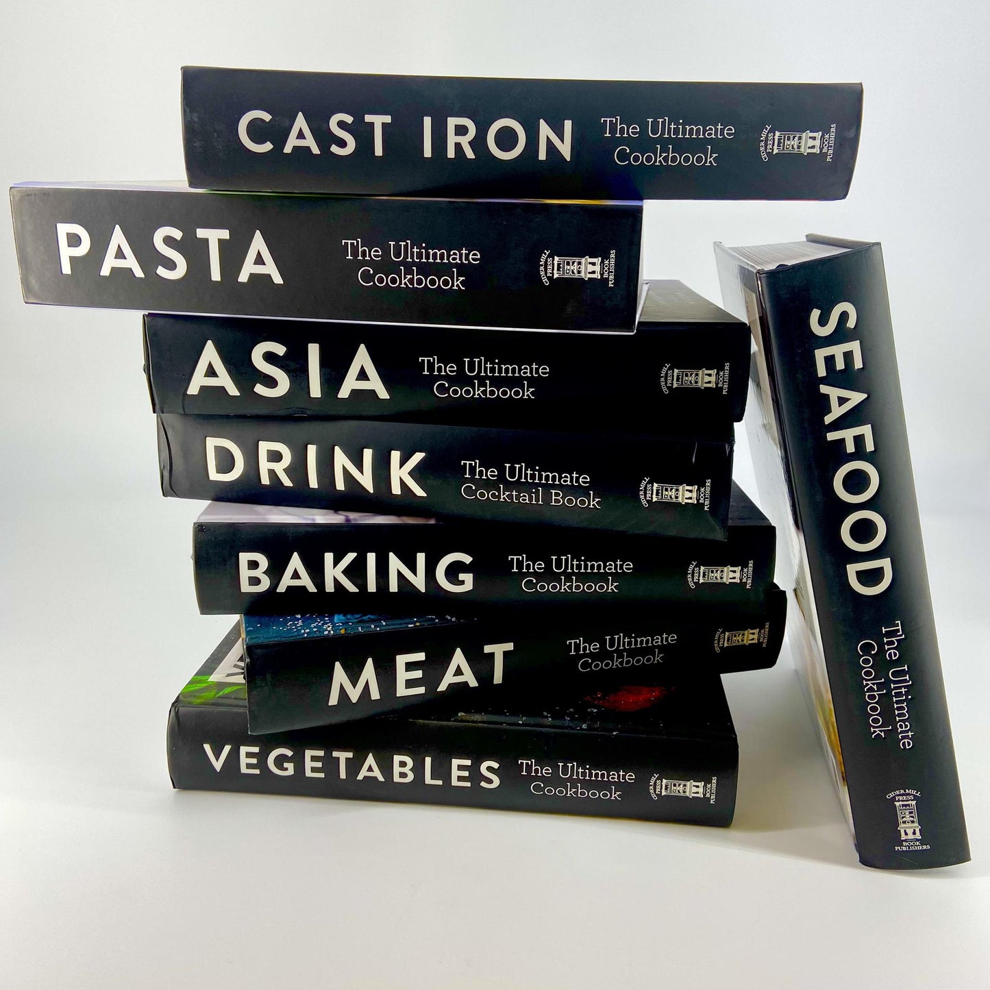 Book - Pasta: The Ultimate Cookbook