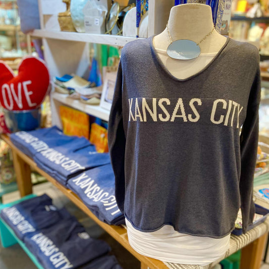 Sweater - KANSAS CITY - Soft V-Neck Rolled Edges - Jeans & Natural