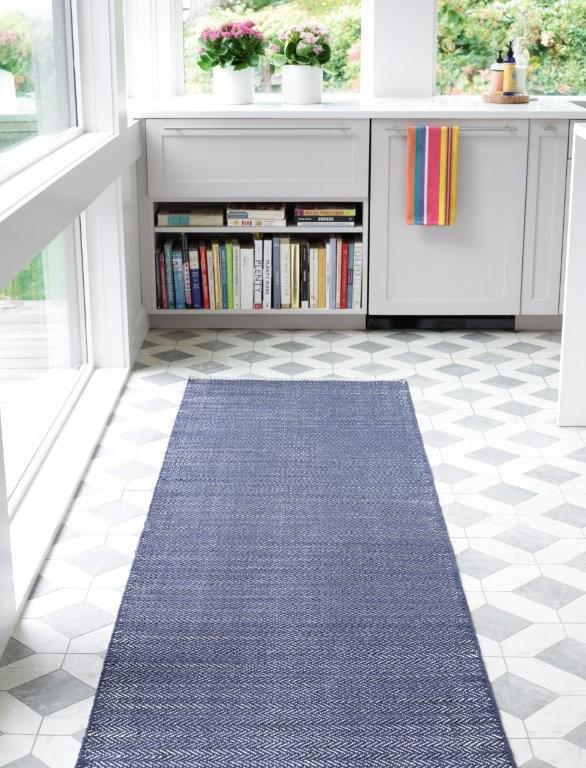 Rug - Indoor/Outdoor - Herringbone Indigo/White