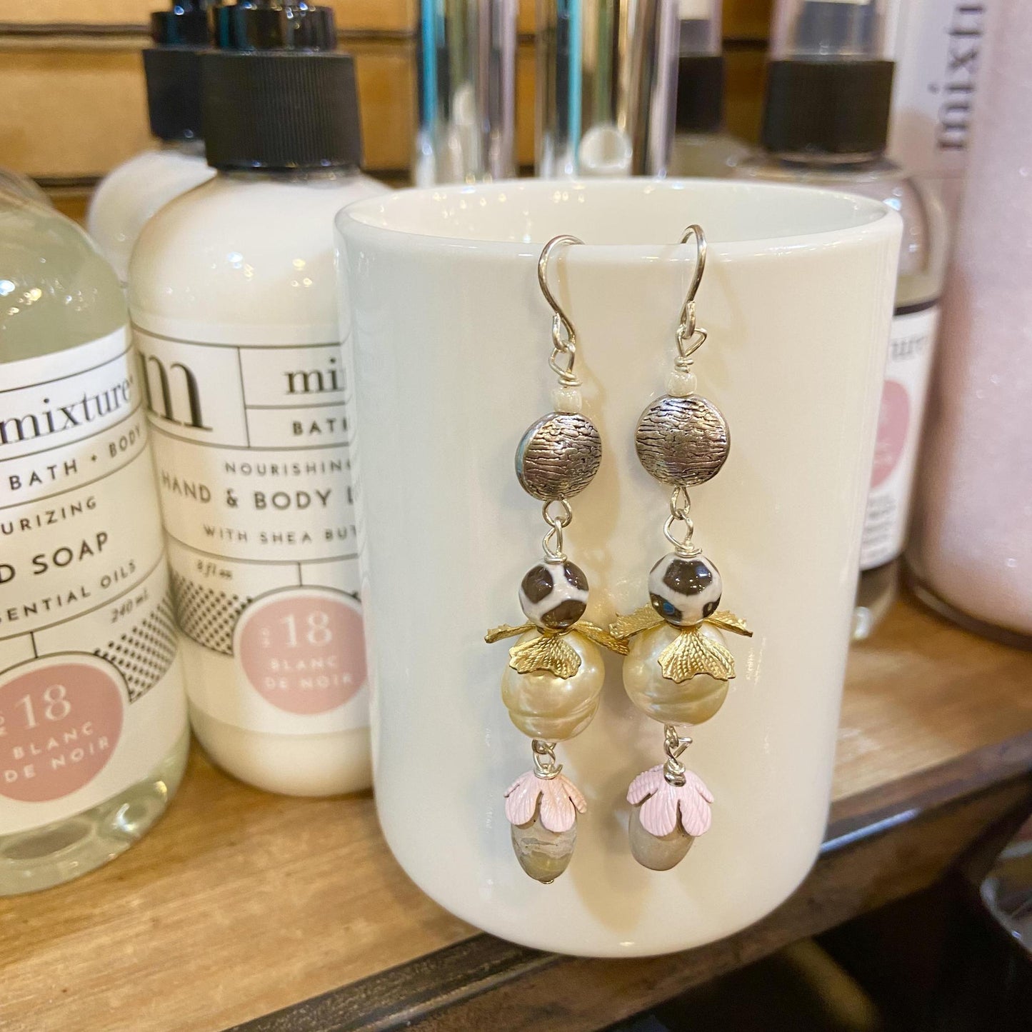Earrings - Beaded Originals - Crowned Pearl