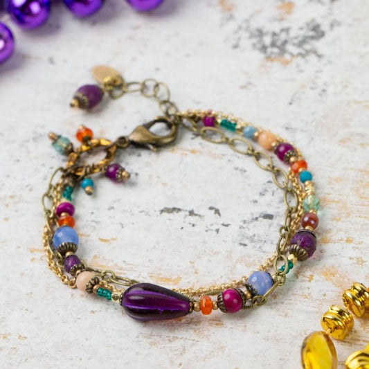 Bracelet - Czech Glass/Crystals/Gold on Brass Chain