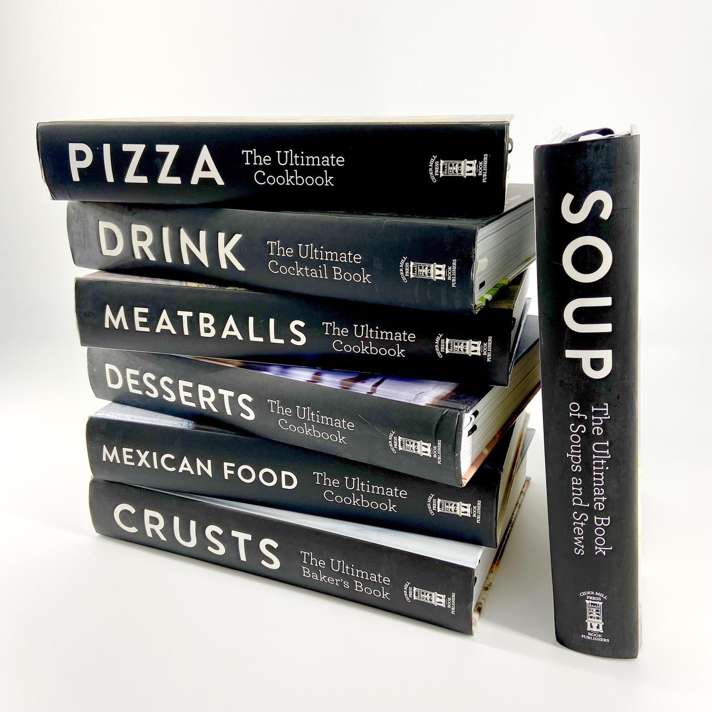 Book - Pasta: The Ultimate Cookbook