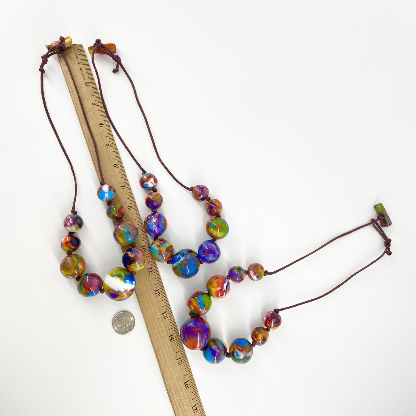 Necklace - Handknotted "Spheres" Resin Original - Handmade