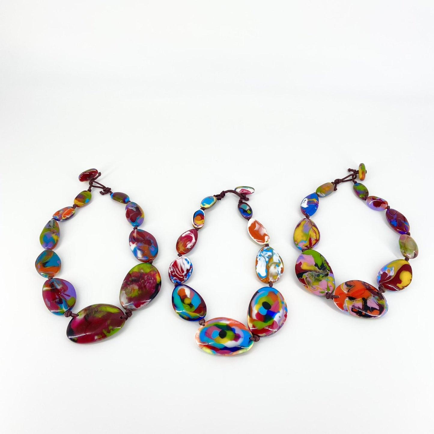 Necklace - Handknotted "Pebble" Resin Original - Handmade