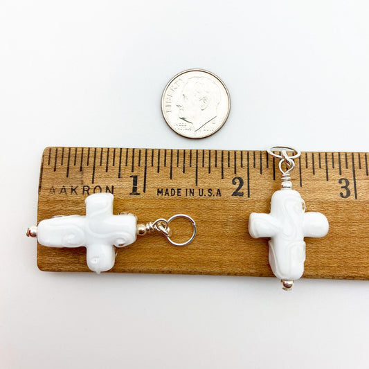 Pendant - Glass w/ Swirl Cross - Medium