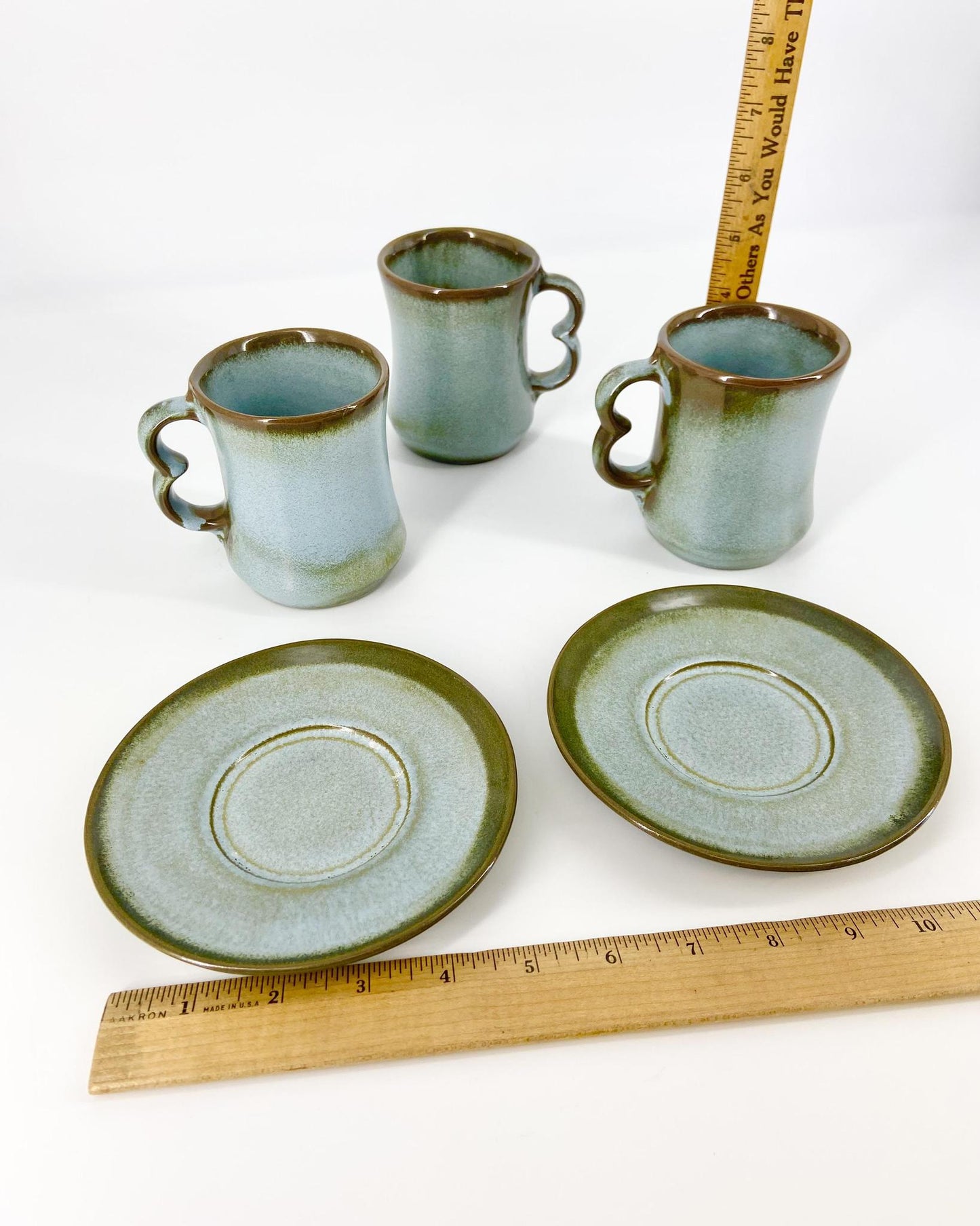 Frankoma Pottery pieces. Part of a vintage collection of 119 pieces. Collectible vintage set of Frankoma Plainsman Woodland Moss tableware.