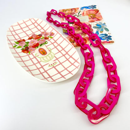 Necklace - Graduated Flat Link - Hot Pink - Resin