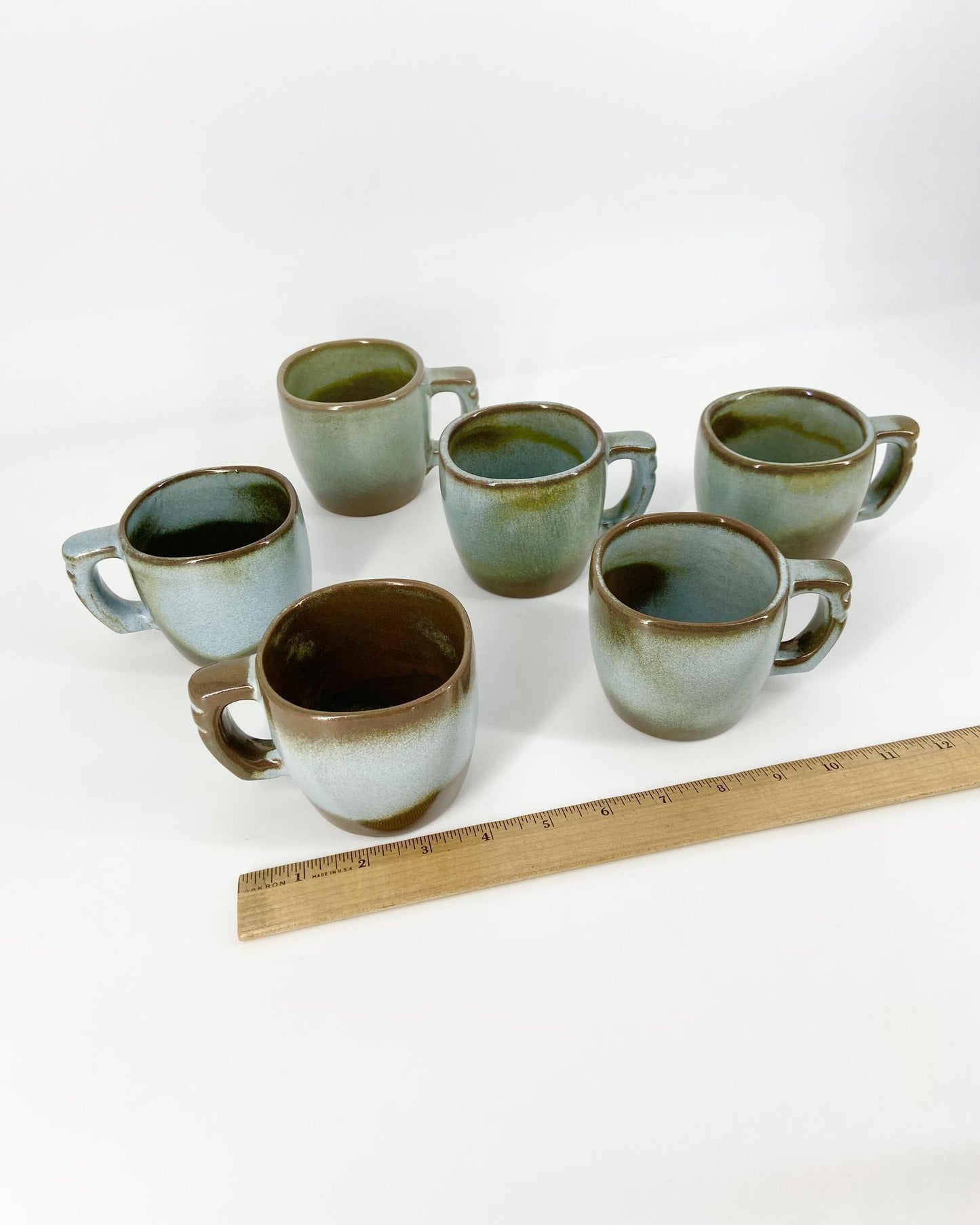 Frankoma Pottery pieces. Part of a vintage collection of 119 pieces. Collectible vintage set of Frankoma Plainsman Woodland Moss tableware.