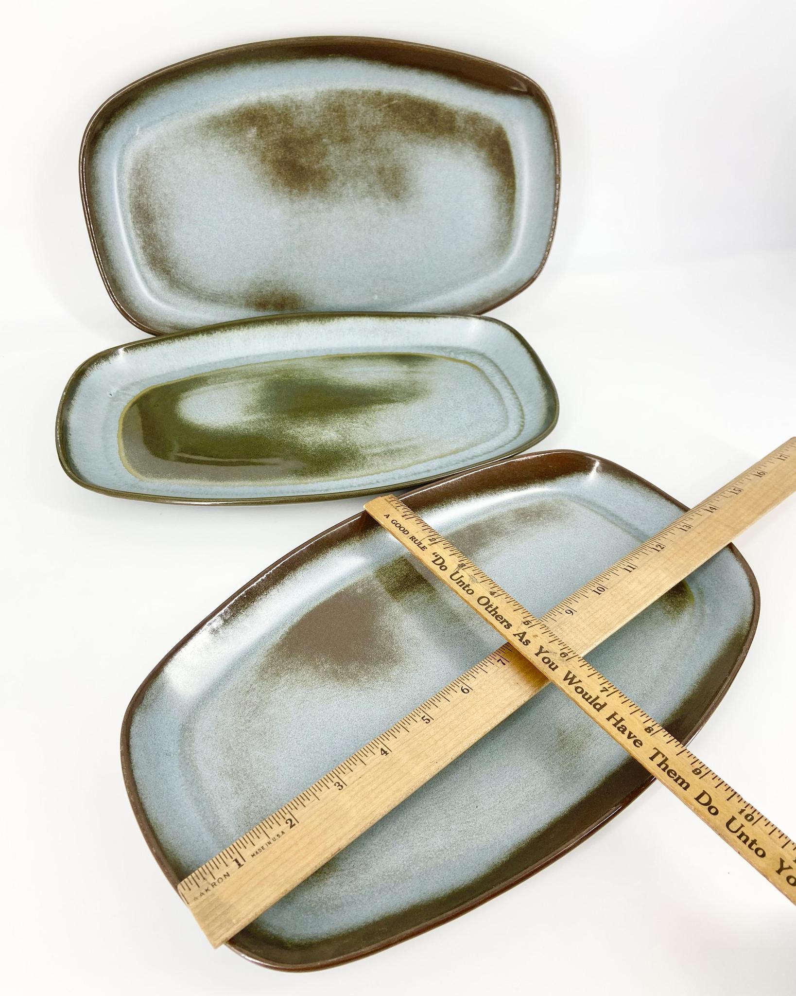 Frankoma Pottery pieces. Part of a vintage collection of 119 pieces. Collectible vintage set of Frankoma Plainsman Woodland Moss tableware.