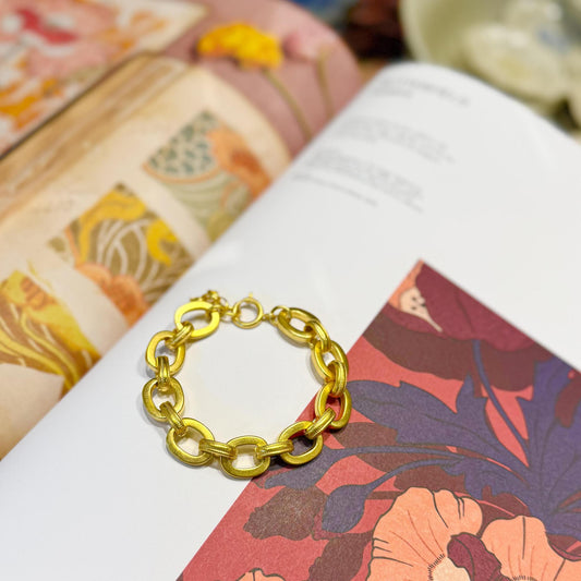 Bracelet - "De Rigueur" - Gold