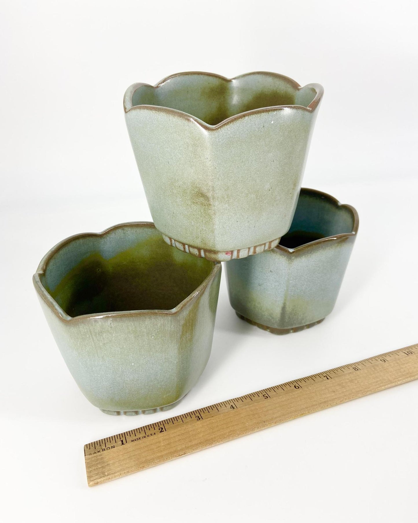 Frankoma Pottery pieces. Part of a vintage collection of 119 pieces. Collectible vintage set of Frankoma Plainsman Woodland Moss tableware.