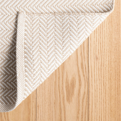 Rug - Indoor/Outdoor - Herringbone Linen/White