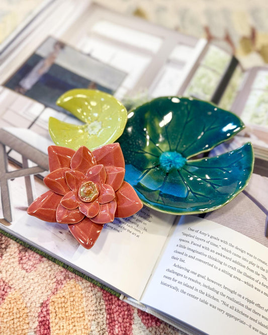 Art - Two Lily Pads & 1 Lotus - Ceramic
