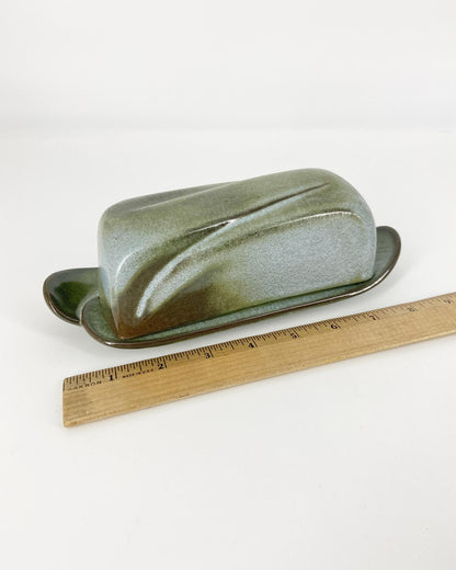 Frankoma Pottery pieces. Part of a vintage collection of 119 pieces. Collectible vintage set of Frankoma Plainsman Woodland Moss tableware.