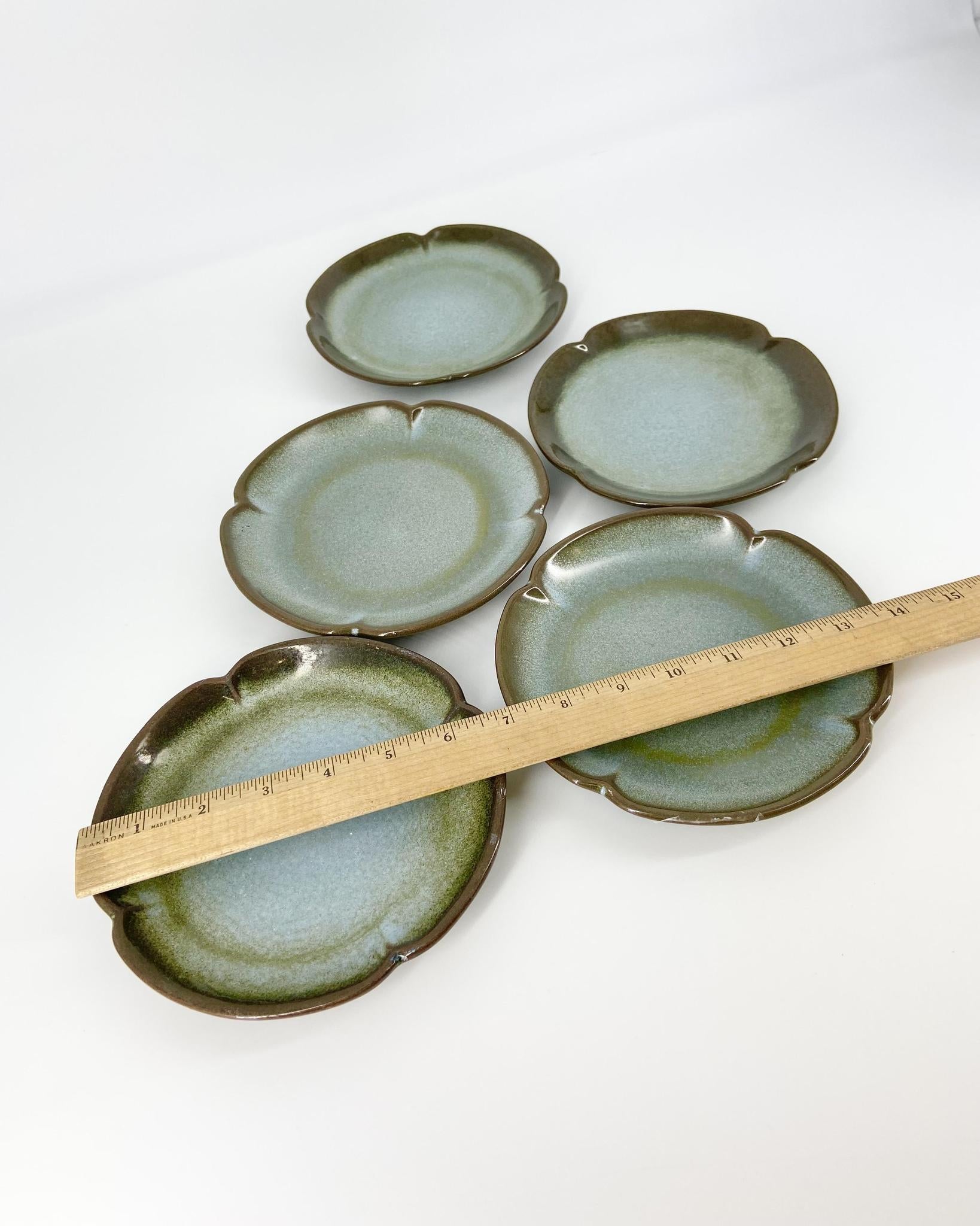 Frankoma Pottery pieces. Part of a vintage collection of 119 pieces. Collectible vintage set of Frankoma Plainsman Woodland Moss tableware.