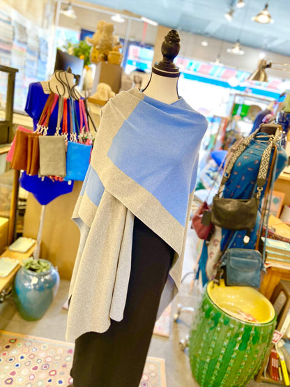 Wrap - KANSAS CITY - Hydrangea on Grey