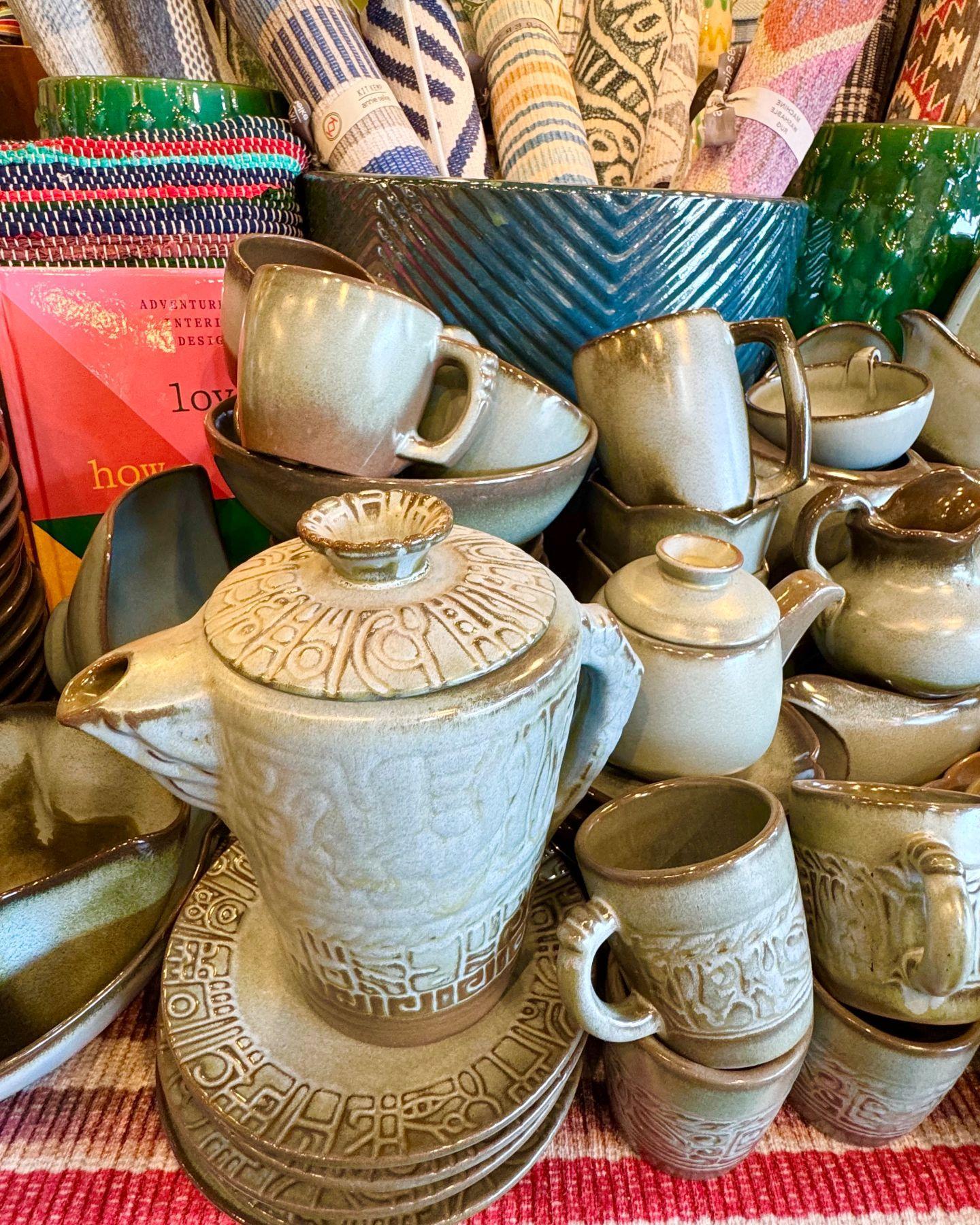 A collection of Frankoma Pottery tableware and service pieces. Entire collection of 119 pieces. Collectible vintage set of Frankoma Plainsman Woodland Moss tableware.