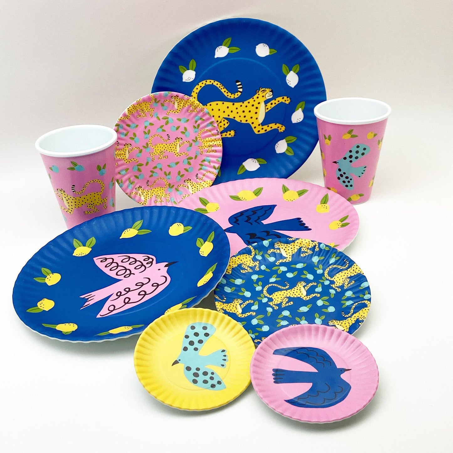 Coaster/Tidbit Tray - Melamine "Paper Plate" - Bird on Pink