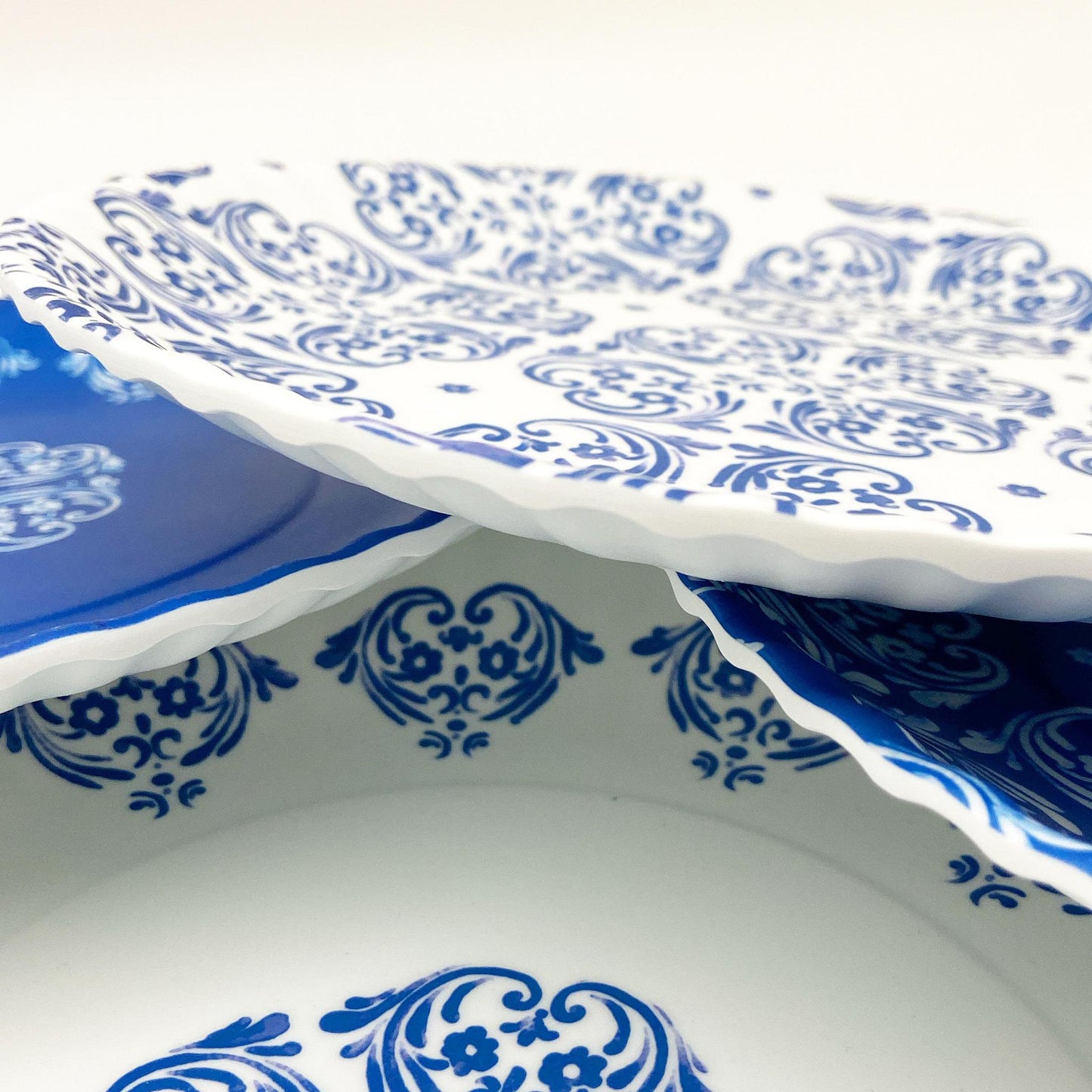 Plate - Melamine "Paper Plate" - Blue with White Medallion
