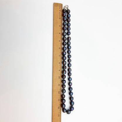 Necklace - Handknotted Dark Pearl - 29"