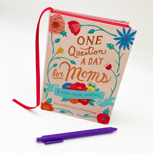 Book - One Question A Day For Moms